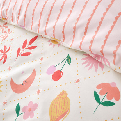 Dreamscape Duvet Cover Set in Multi