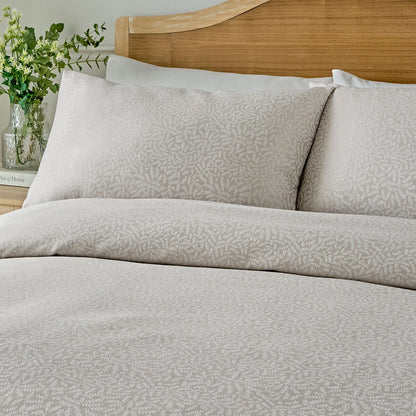 Ditsy Leaf Jacquard Duvet Cover Set in Natural