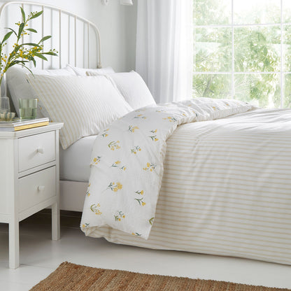Ditsy Floral Seersucker Duvet Cover Set in Yellow