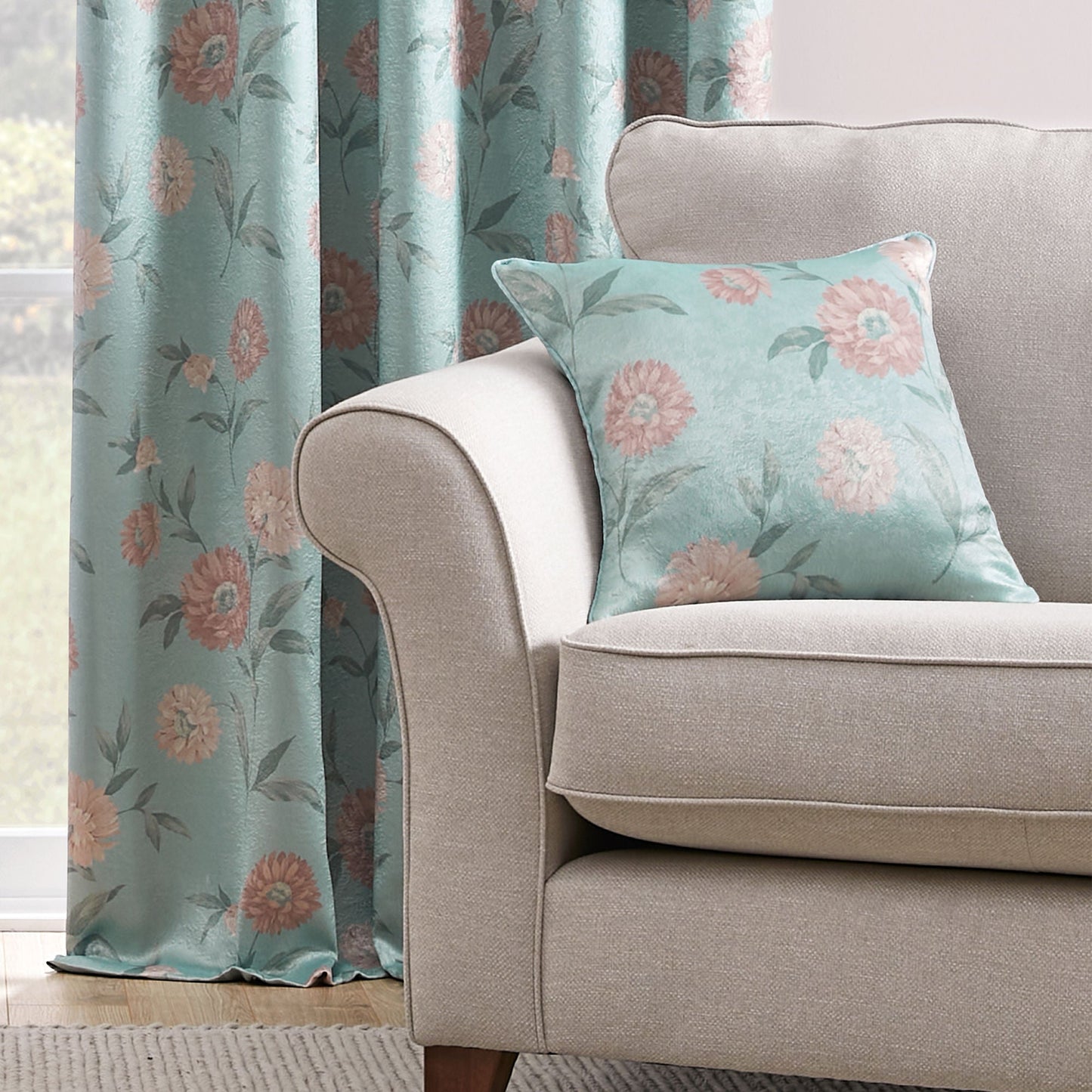 Dahlia Cushion in Duck Egg