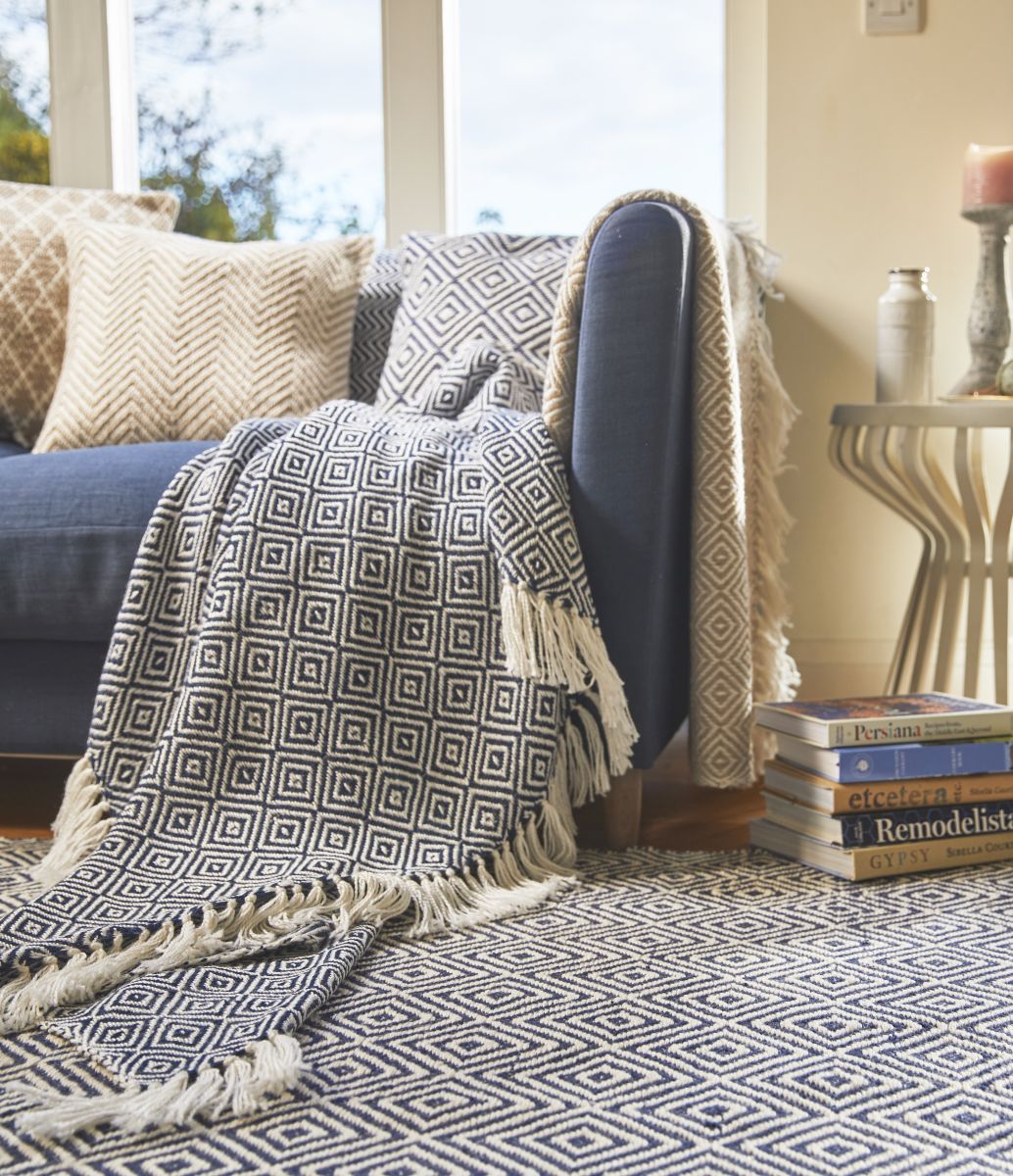 Hug Rug Woven Diamond Throw Navy