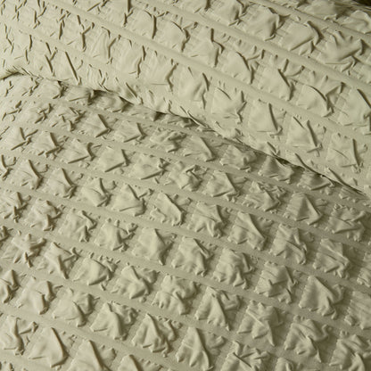 Embossed Grid Duvet Cover Set in Green