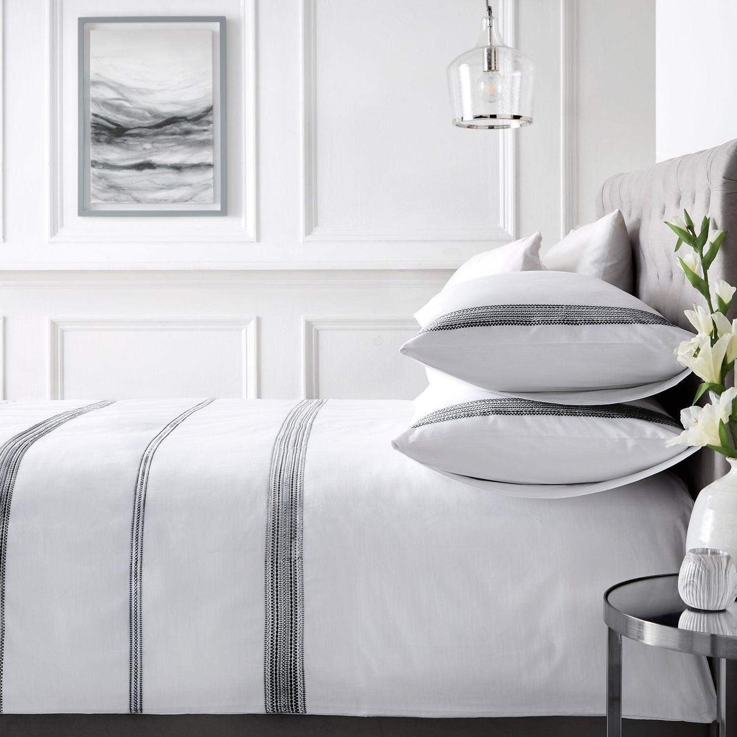 Embroidered Bands Duvet Cover Set in Black