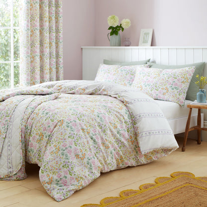 Edith Bedspread in Lilac