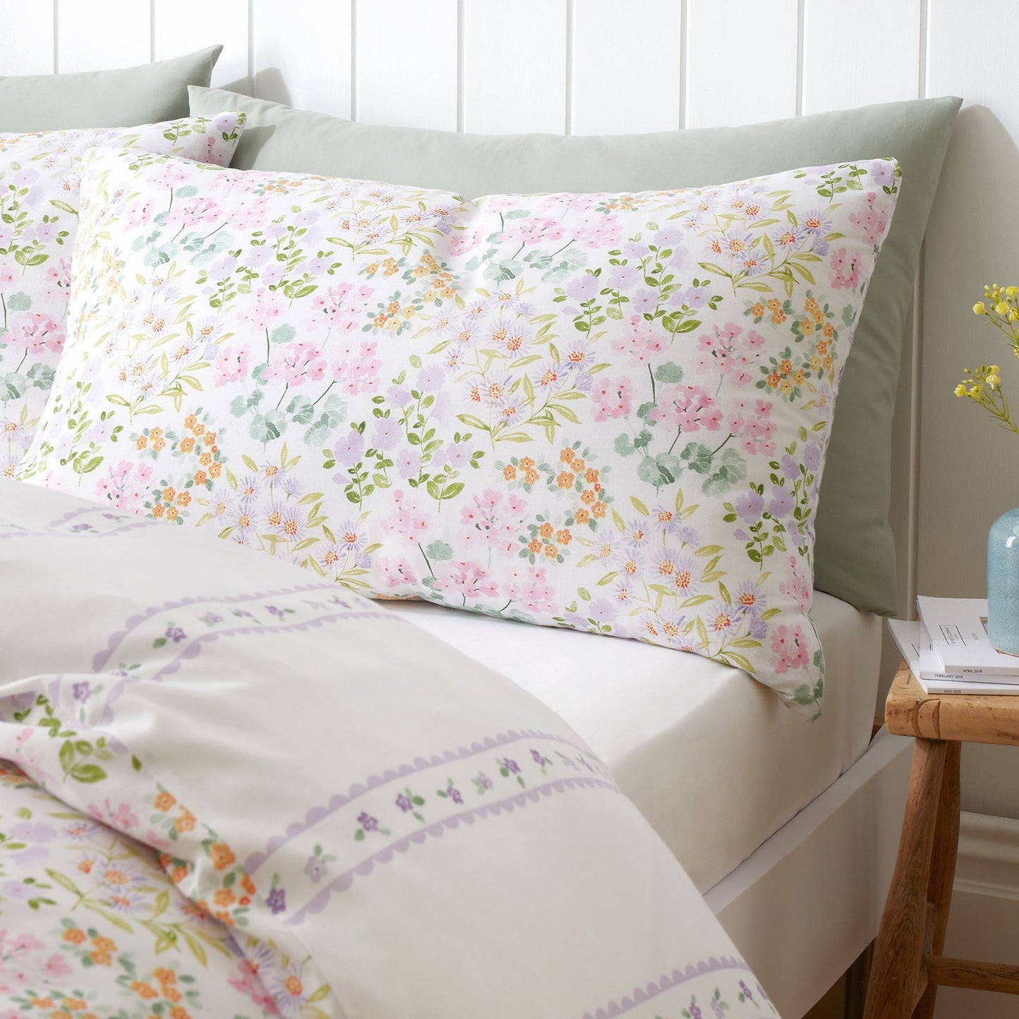 Edith Duvet Cover Set in Lilac