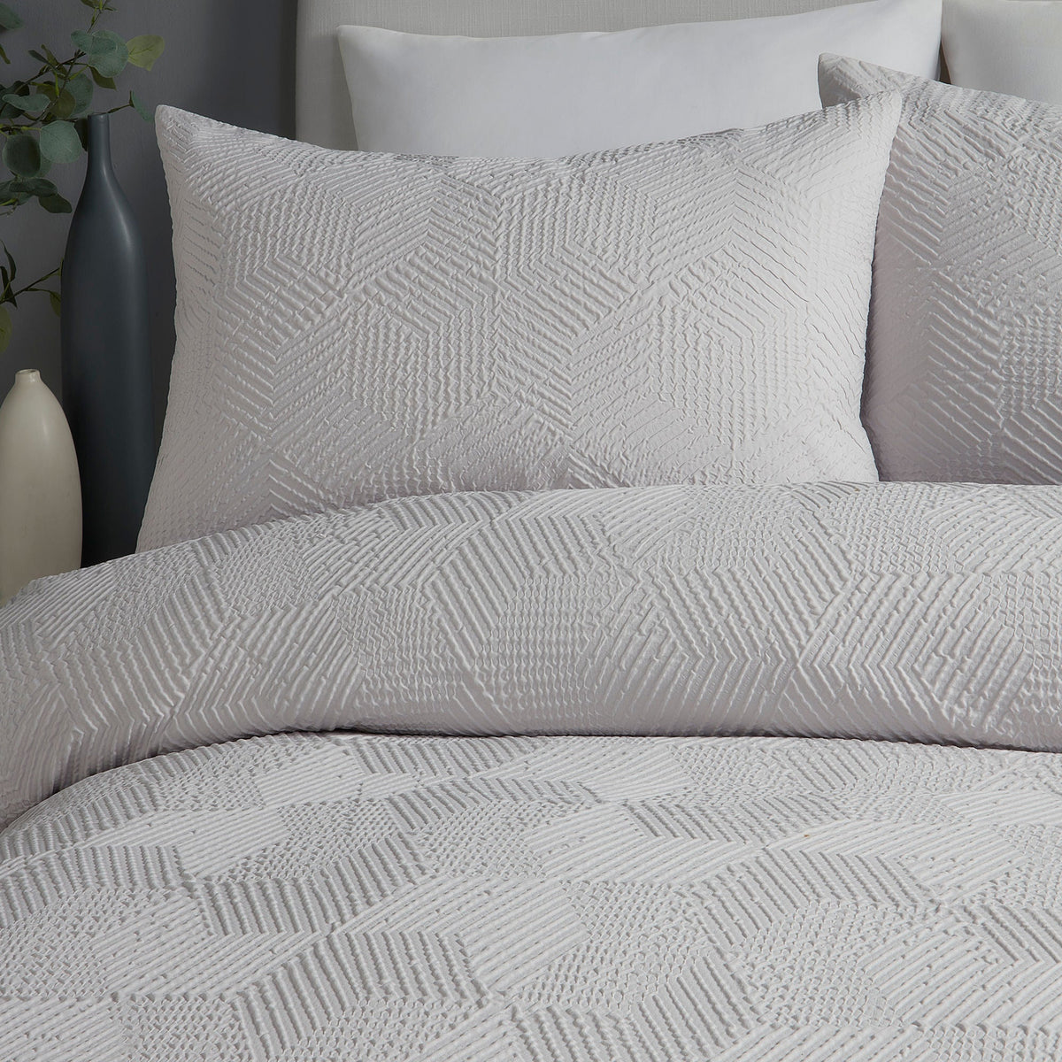 Embossed Geo Duvet Cover Set in Grey