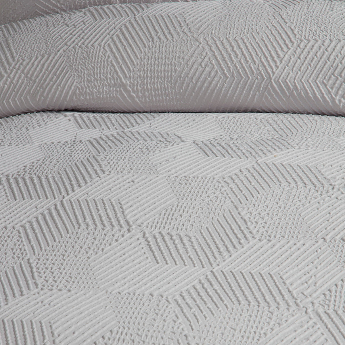 Embossed Geo Duvet Cover Set in Grey