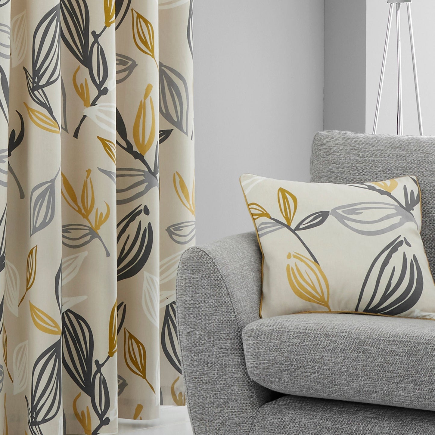 Ensley Cushion in Ochre