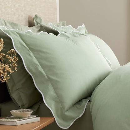 Scallop Edge Duvet Cover Set in Green