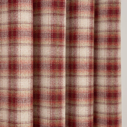 Everett Eyelet Curtains in Red