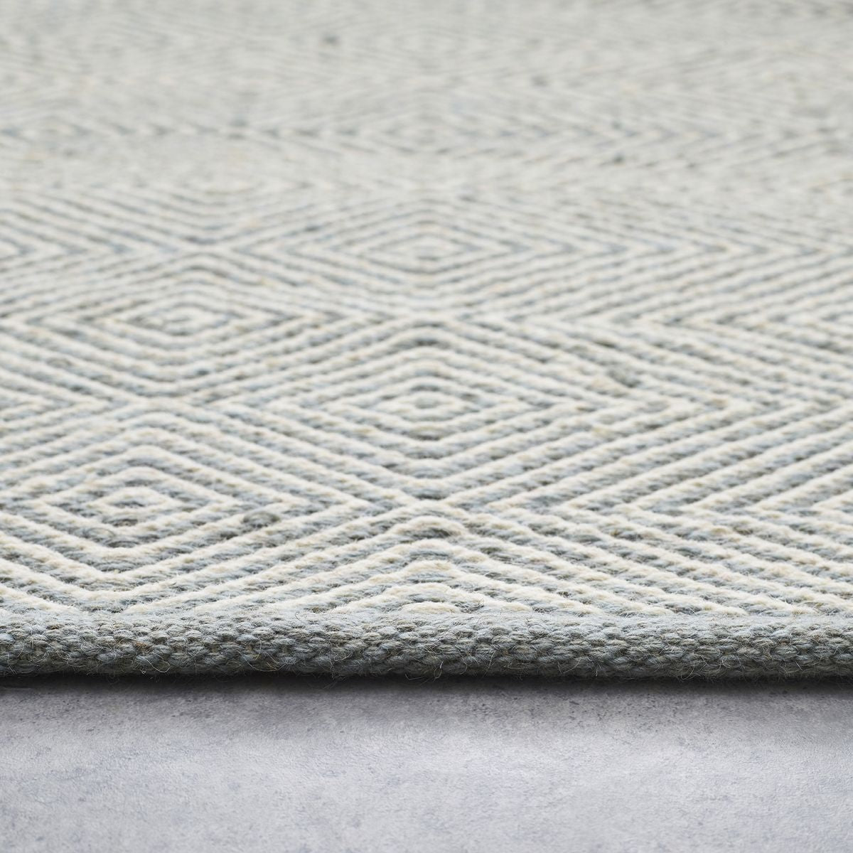 Hug Rug Woven Diamond Rug Sky Grey