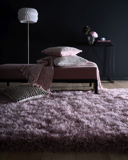 Hug Rug Woven Diamond Rug Rose