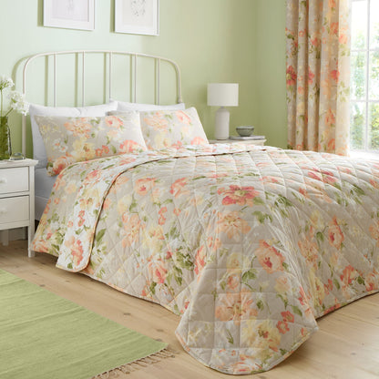 Flourette Bedspread in Natural