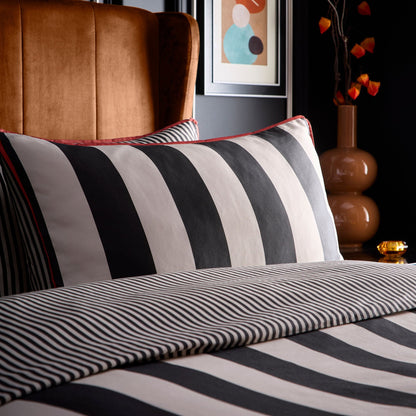 Festivo Circus Stripe Duvet Cover Set in Black