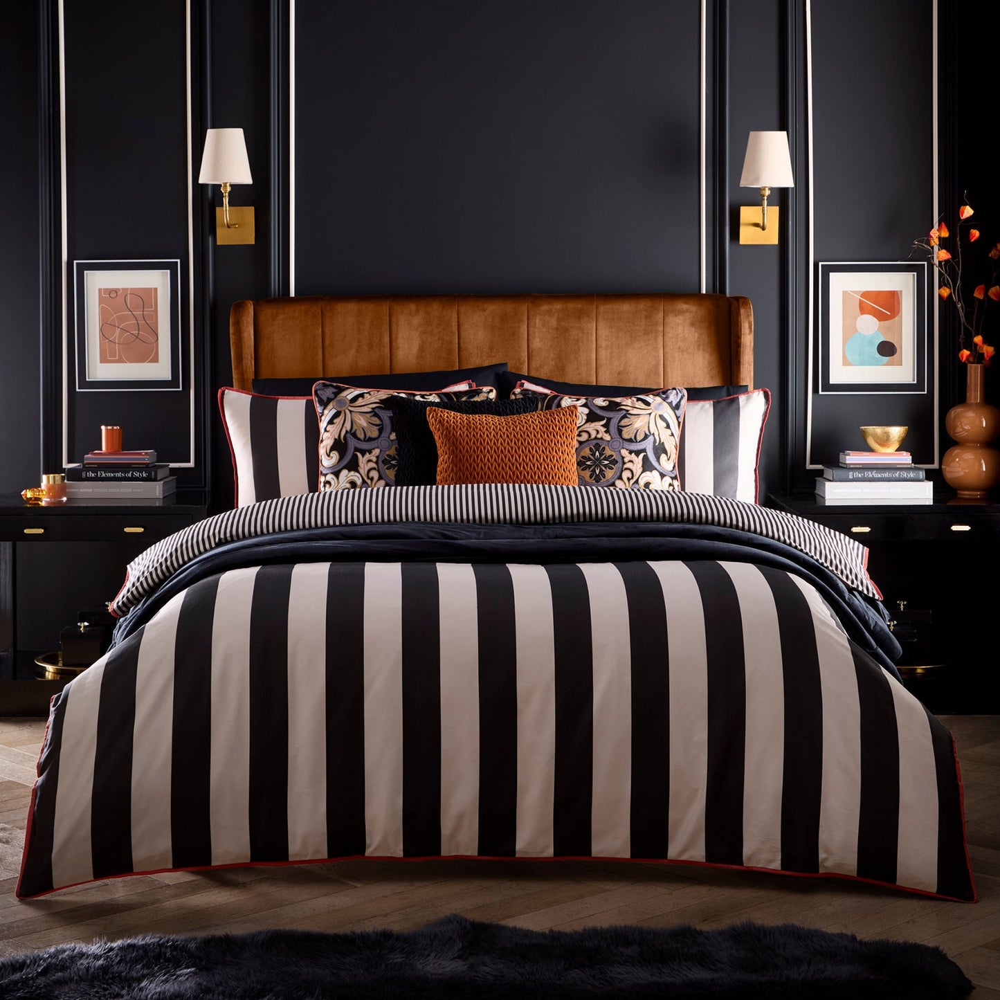 Festivo Circus Stripe 28cm Fitted Bed Sheet in Black