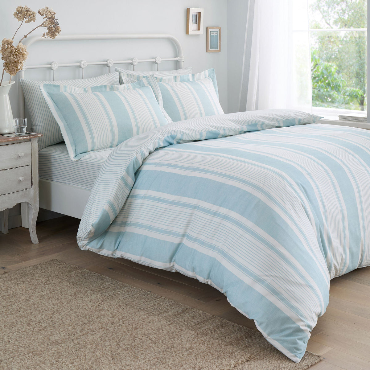 Finlay Stripe 28cm Deep Fitted Bed Sheet Set in Blue