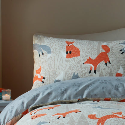 Foraging Fox Duvet Cover Set in Natural