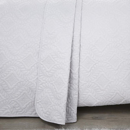 Gianna Bedspread in White