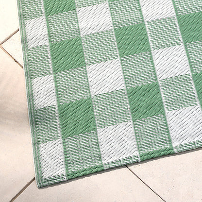 Gingham Outdoor Rug in Green