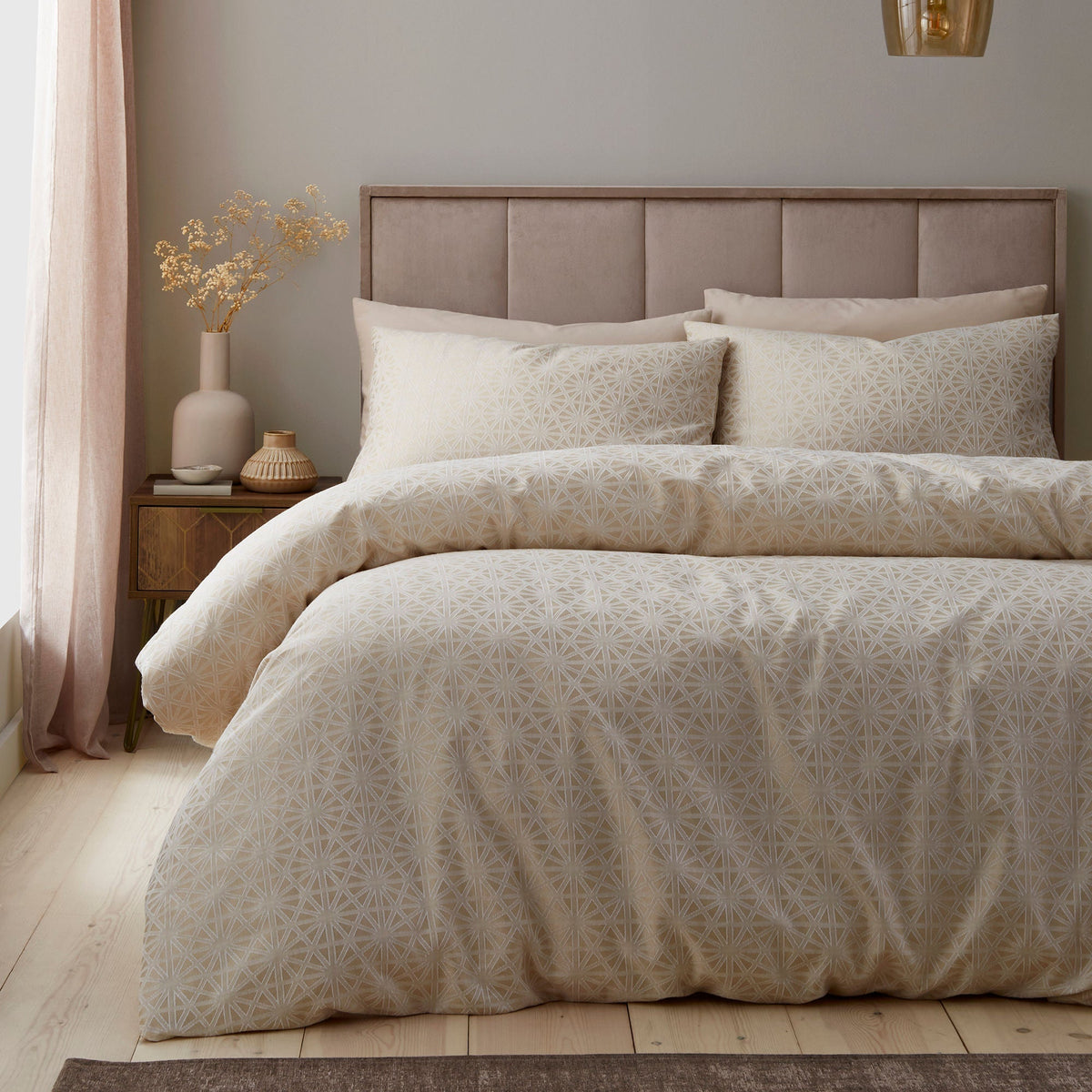 Geo Jacquard Duvet Cover Set in Natural