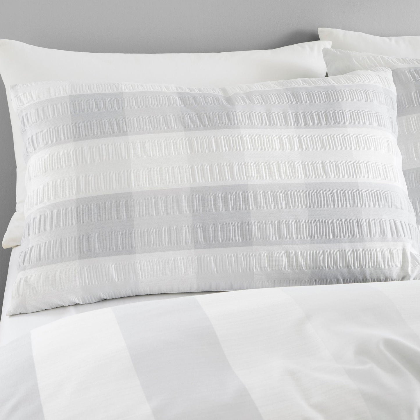 Seersucker Gingham Duvet Cover Set in Silver