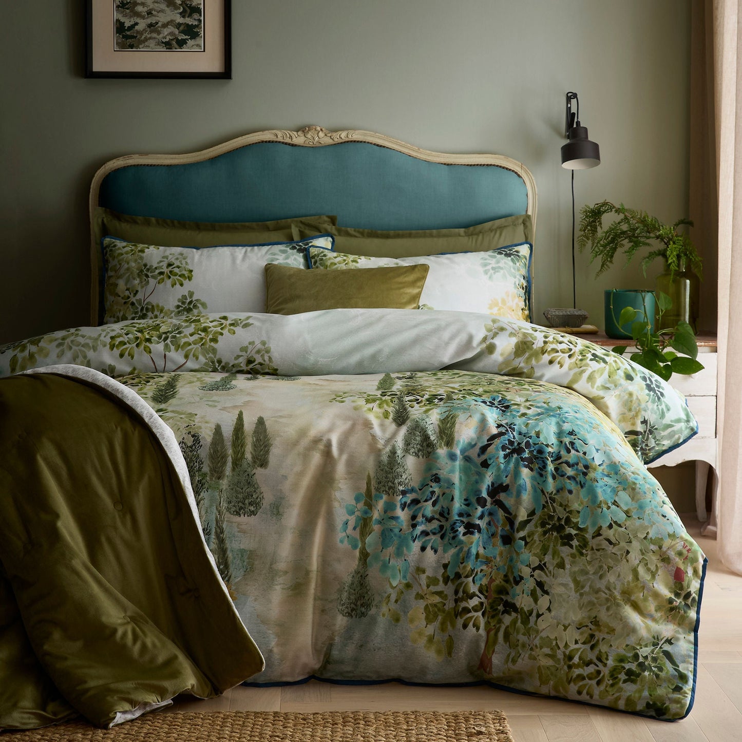 Hidden Garden Duvet Cover Set in Green