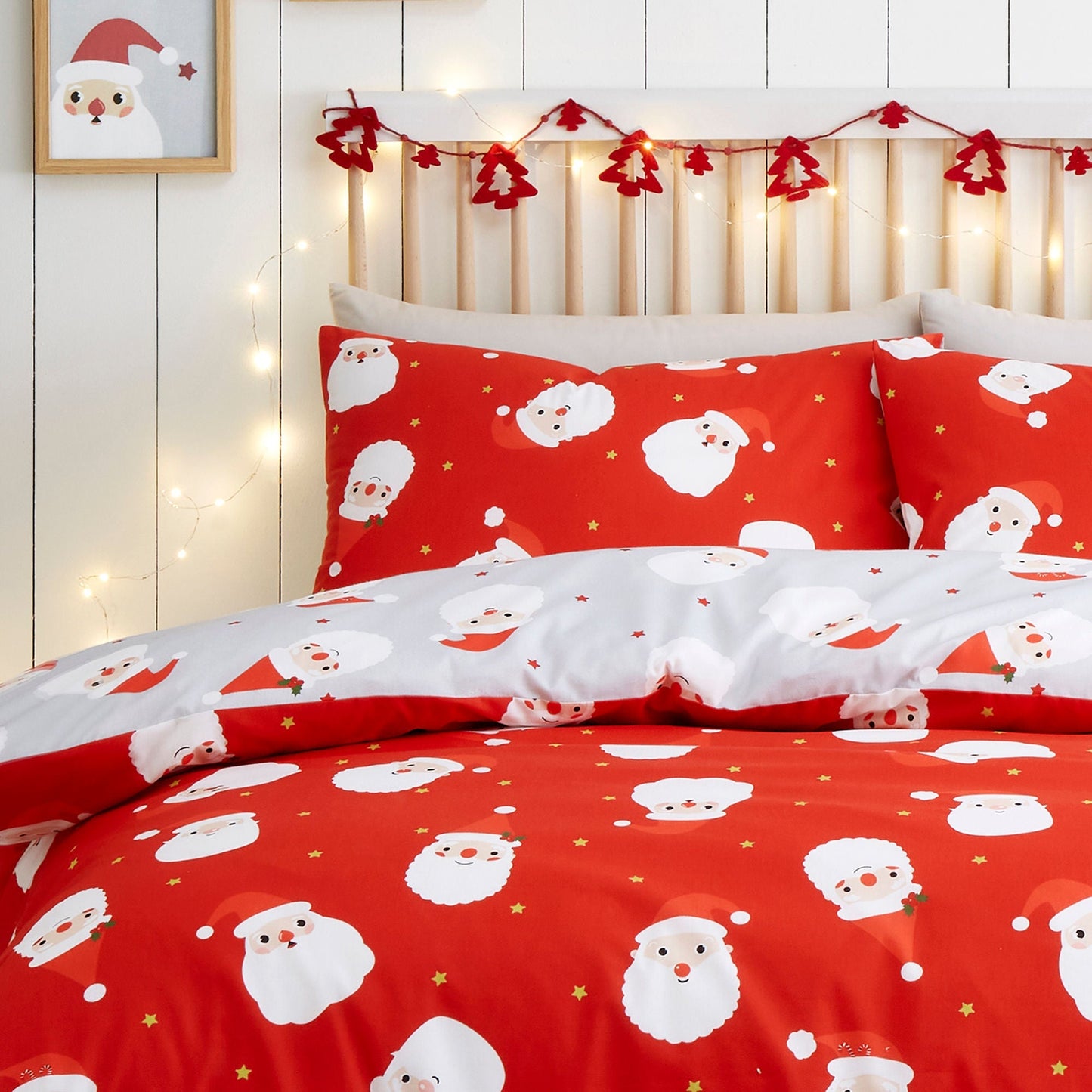Happy Santa Duvet Cover Set in Red