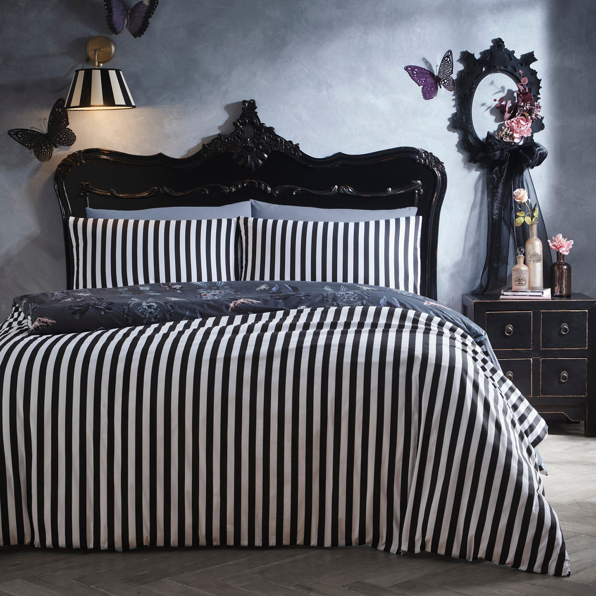 Bows Noir Halloween Duvet Cover Set in Grey