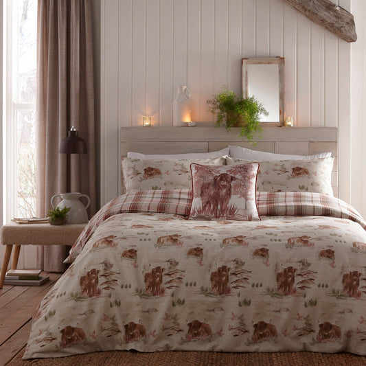 Hanson Highland Cow Duvet Cover Set in Terracotta