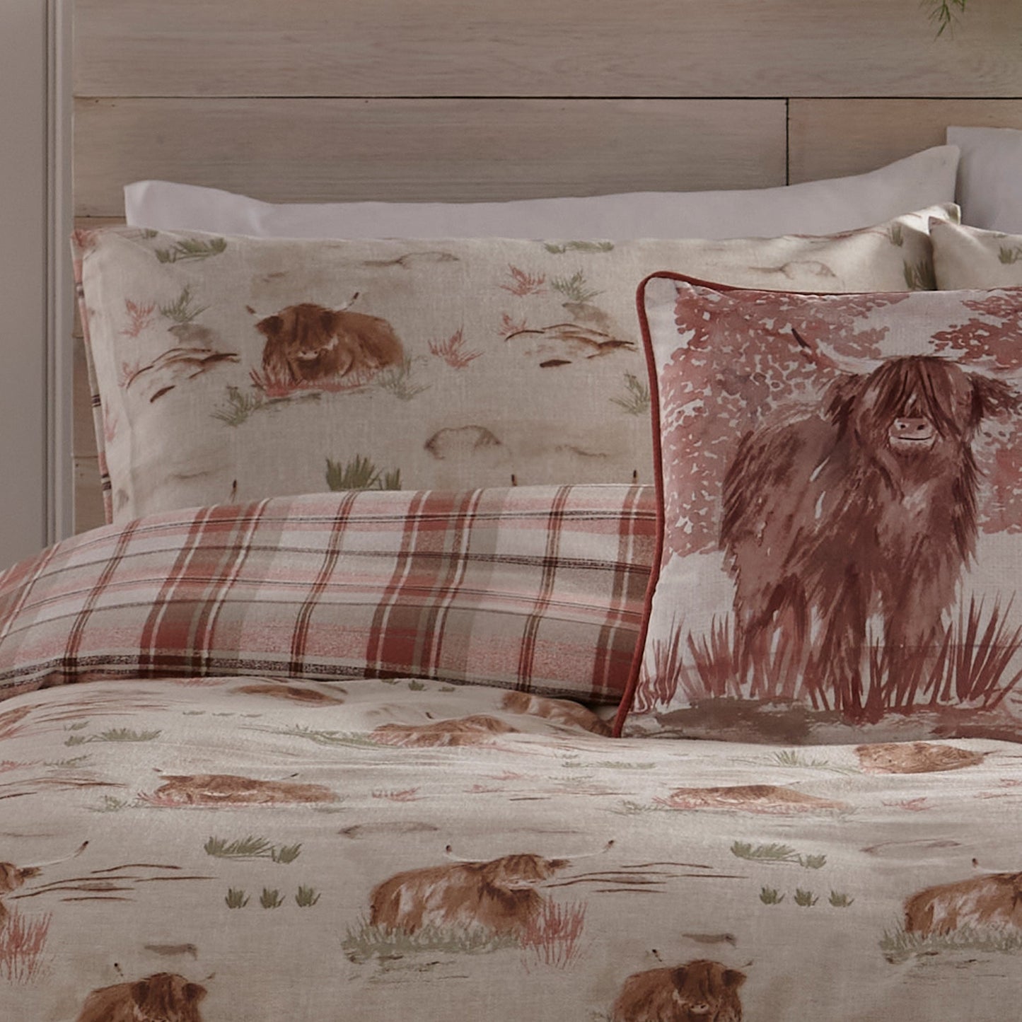 Hanson Highland Cow Duvet Cover Set in Terracotta