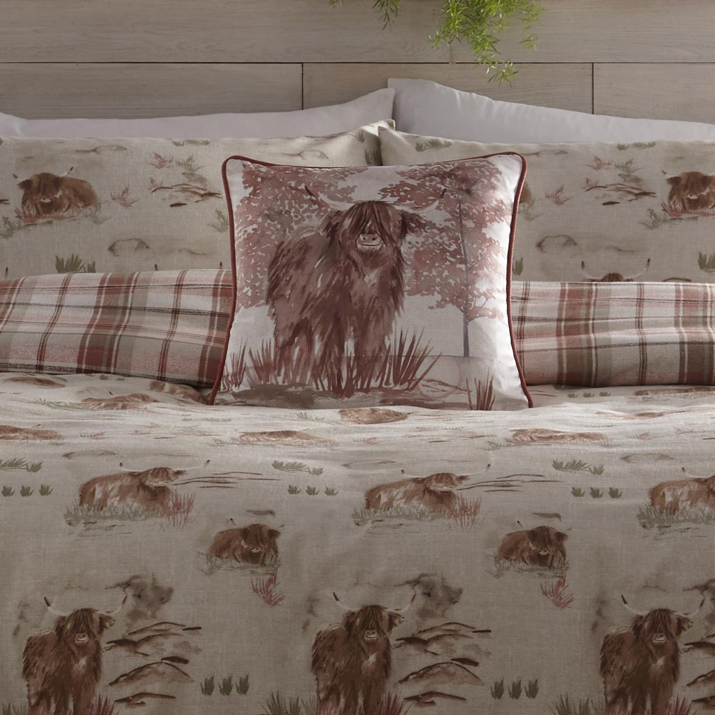 Hanson Highland Cow Cushion in Terracotta