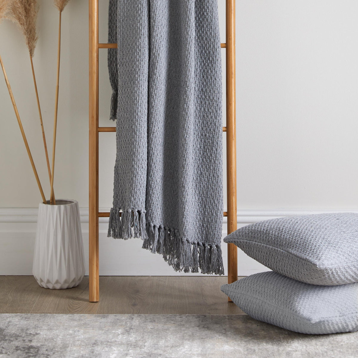 Hayden Throw in Grey