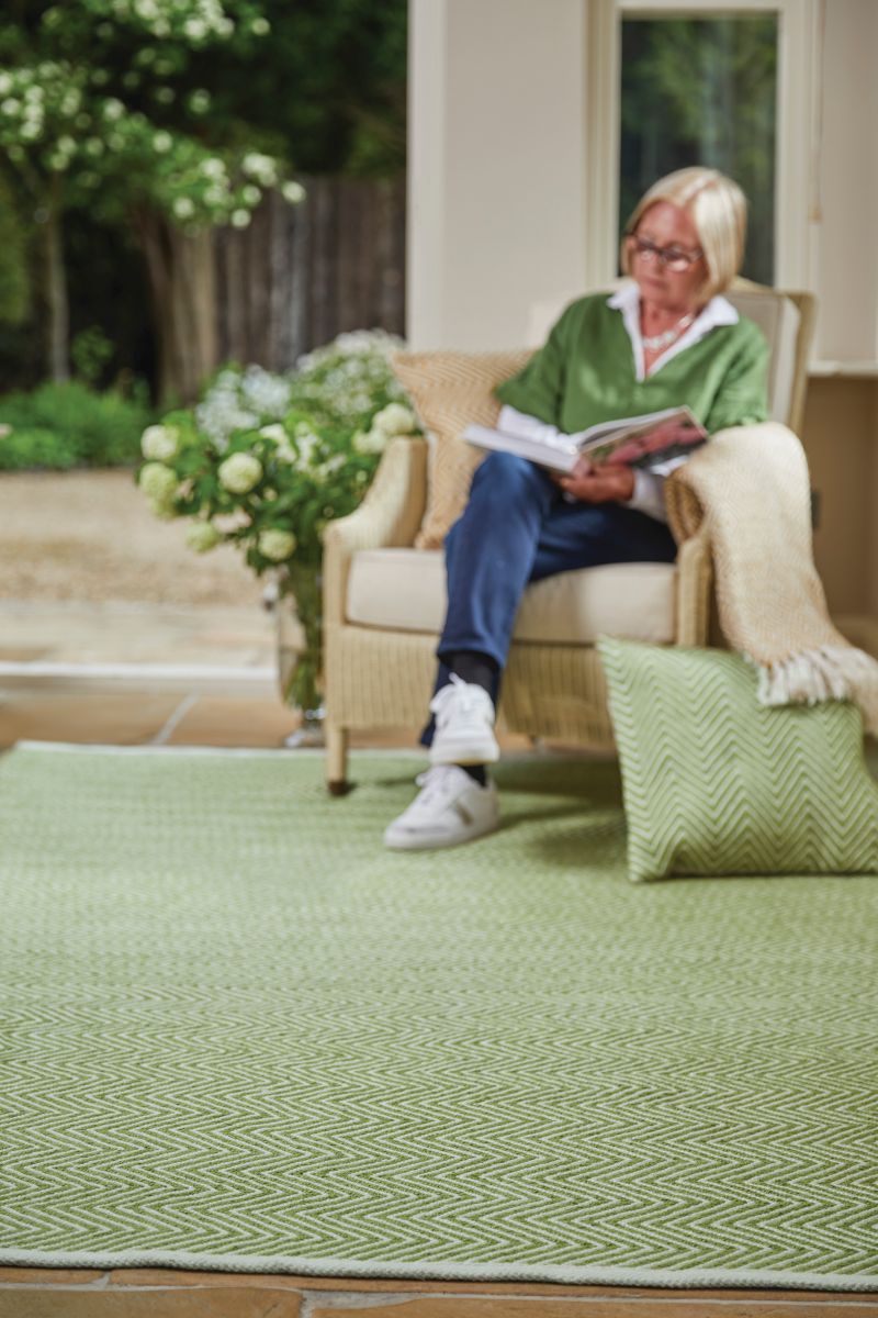 Hug Rug Woven Herringbone Rug Green