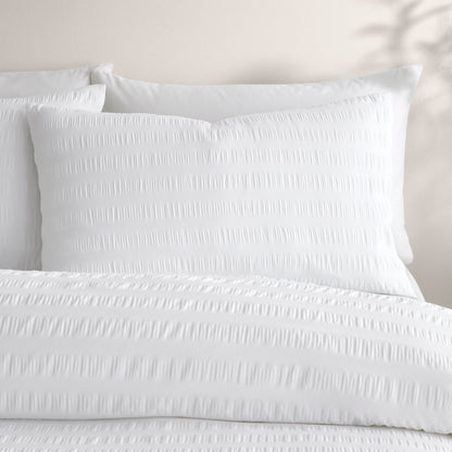 Honley Seersucker Duvet Cover Set in White
