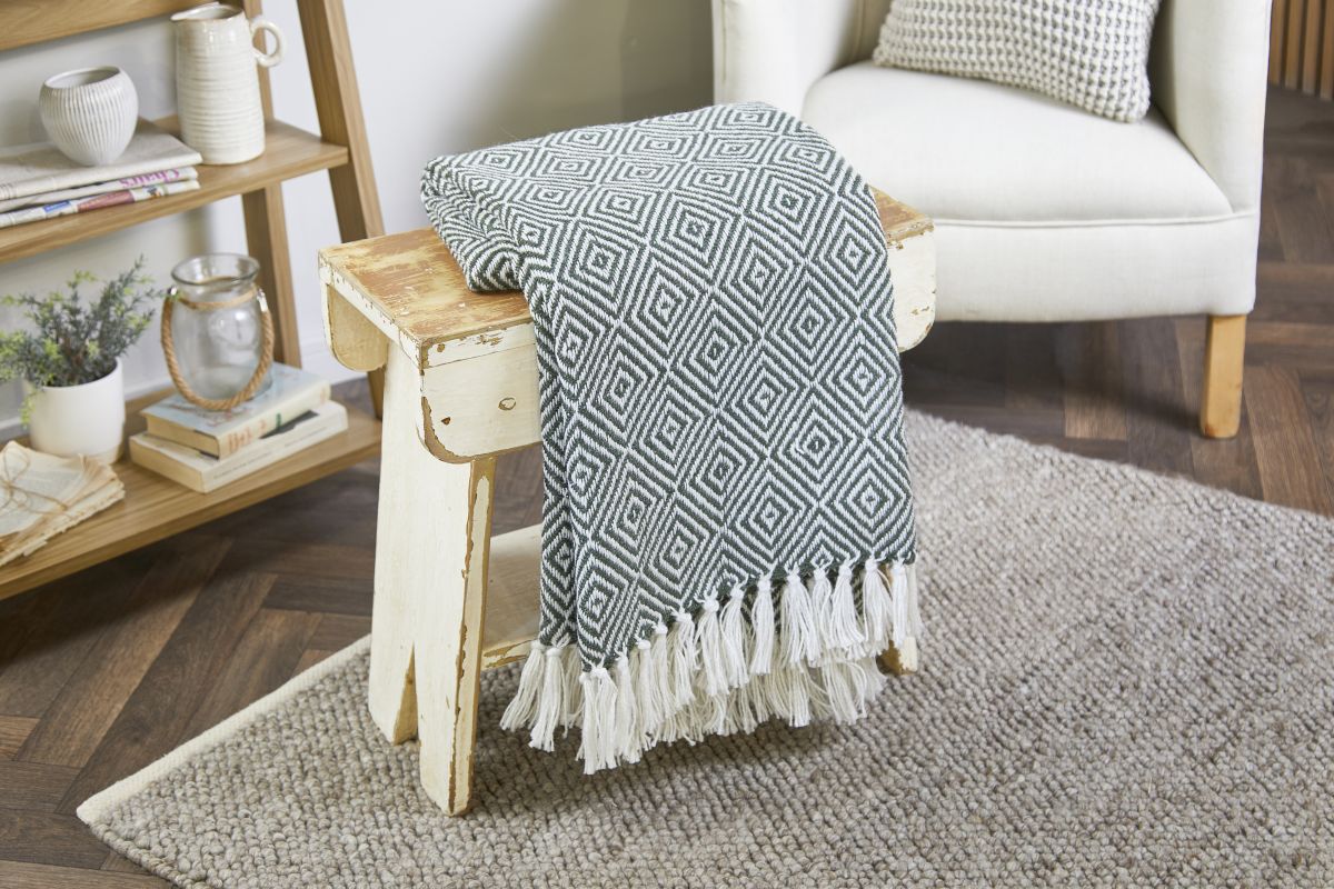 Hug Rug Woven Diamond Rug Dark Green