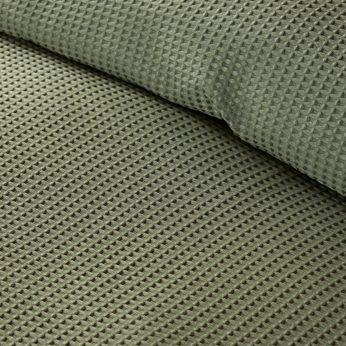 Lindly Duvet Cover Set in Dark Green/New Green