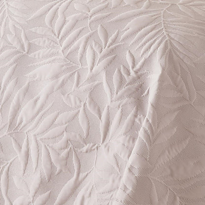 Luana Bedspread in Blush