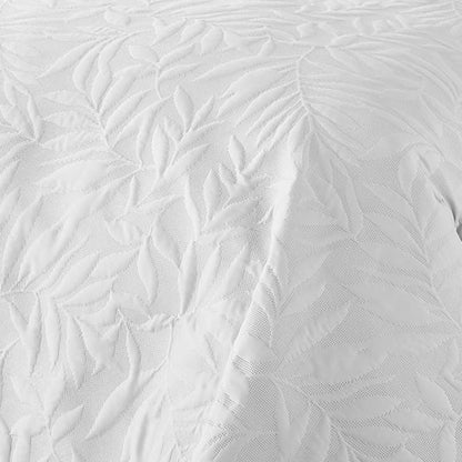 Luana Bedspread in White