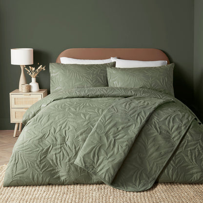 Luana Duvet Cover Set in Dark Green