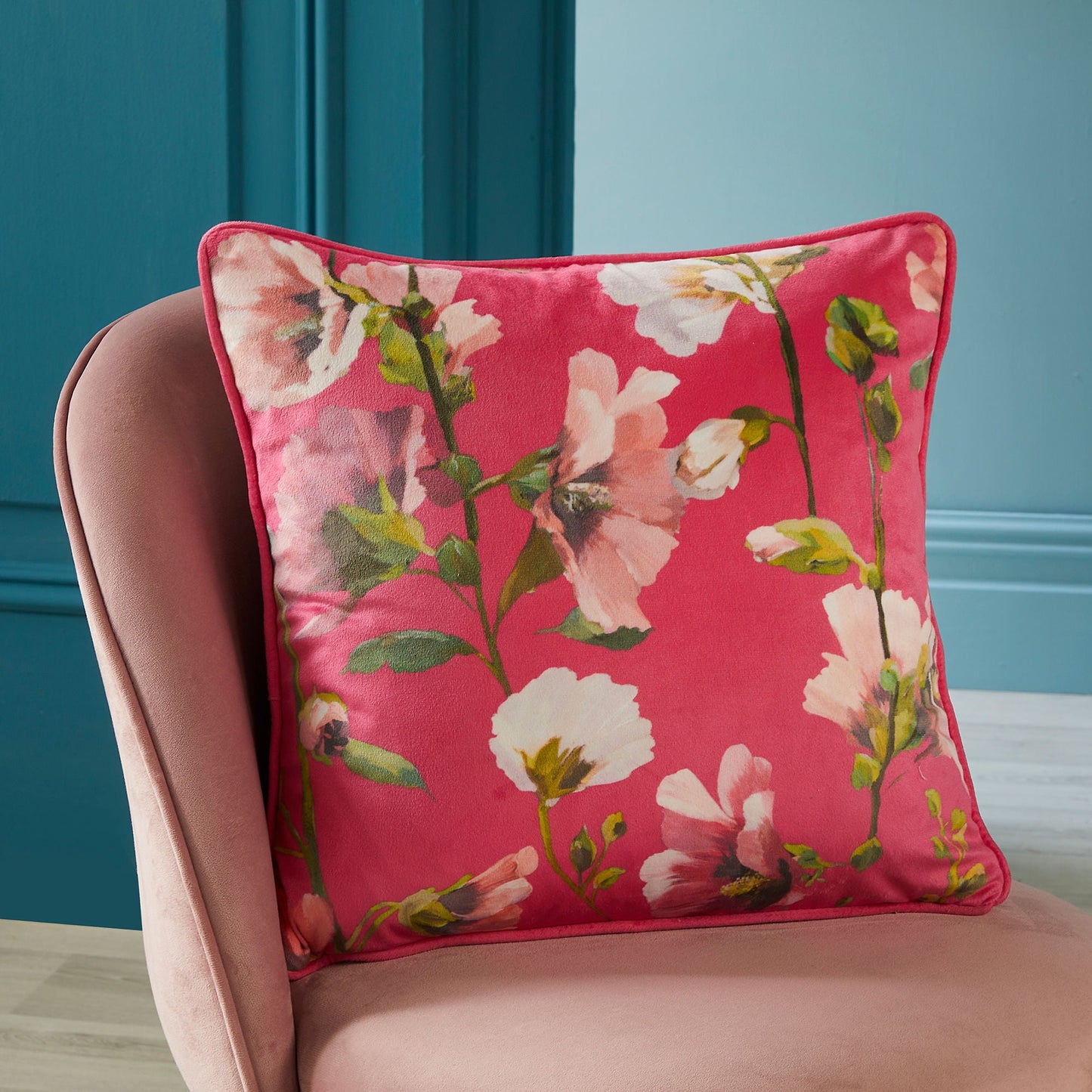 Layla Cushion in Pink