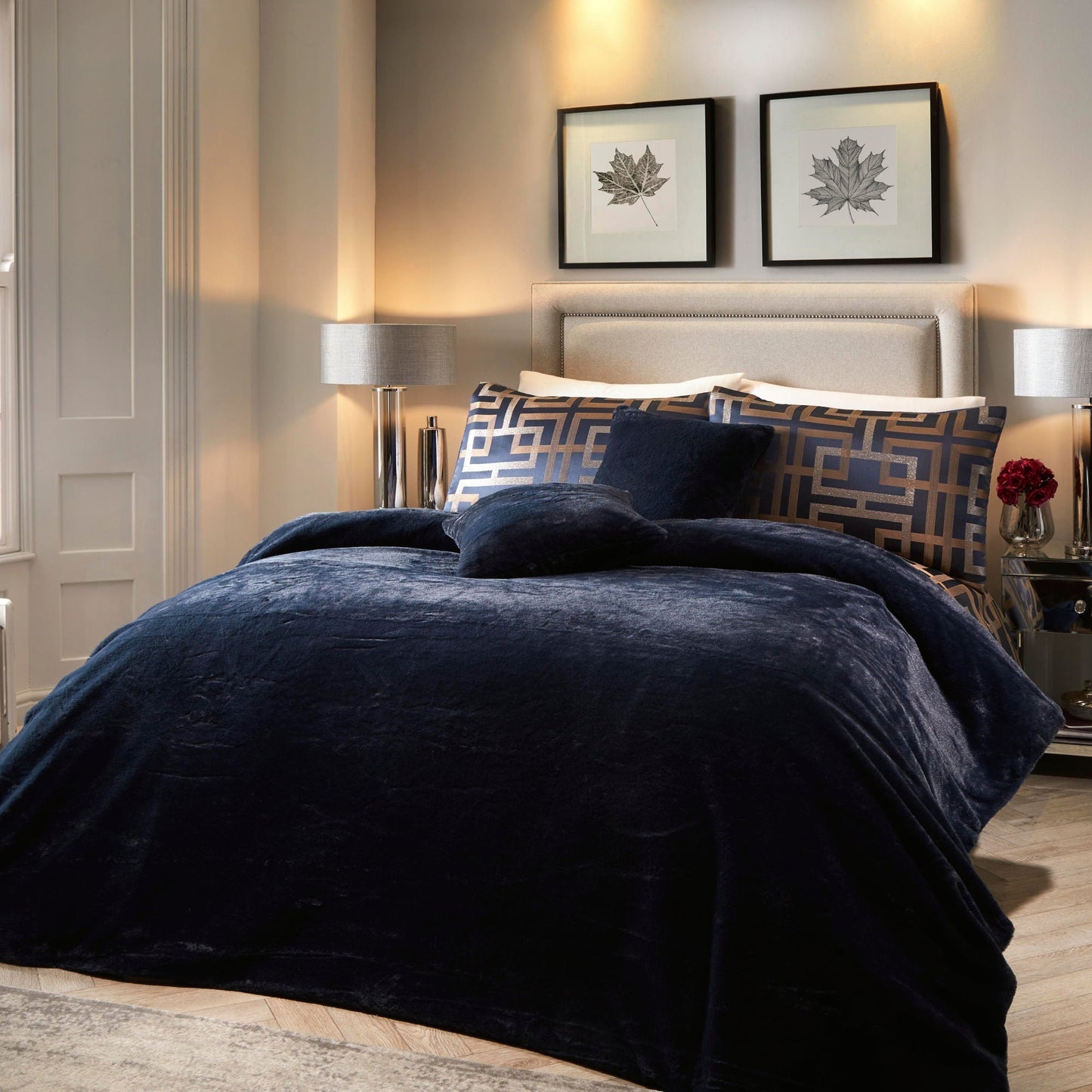 Lucie Bedspread in Navy