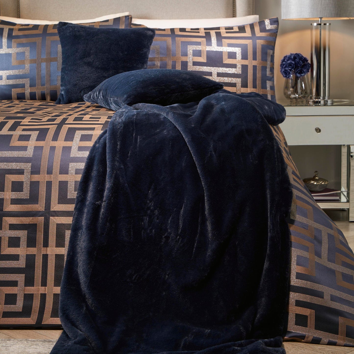 Lucie Bedspread in Navy