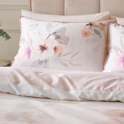 Mia Floral Blooms Duvet Cover Set in Natural