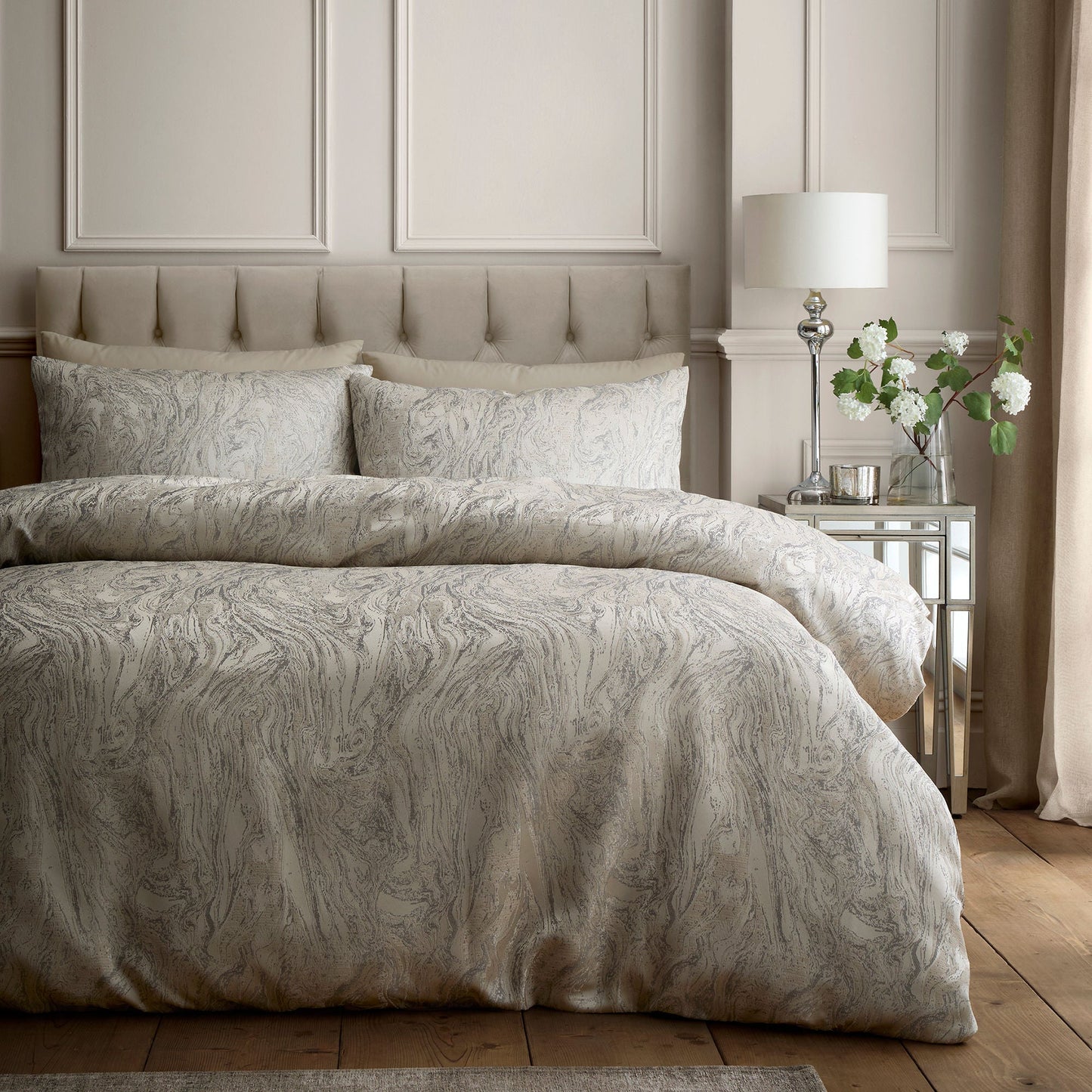 Marble Jacquard Duvet Cover Set in Natural