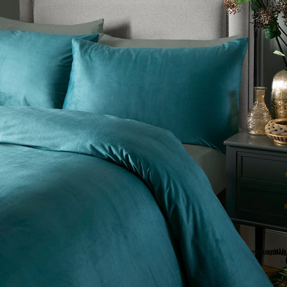 Montrose Duvet Cover Set in Teal