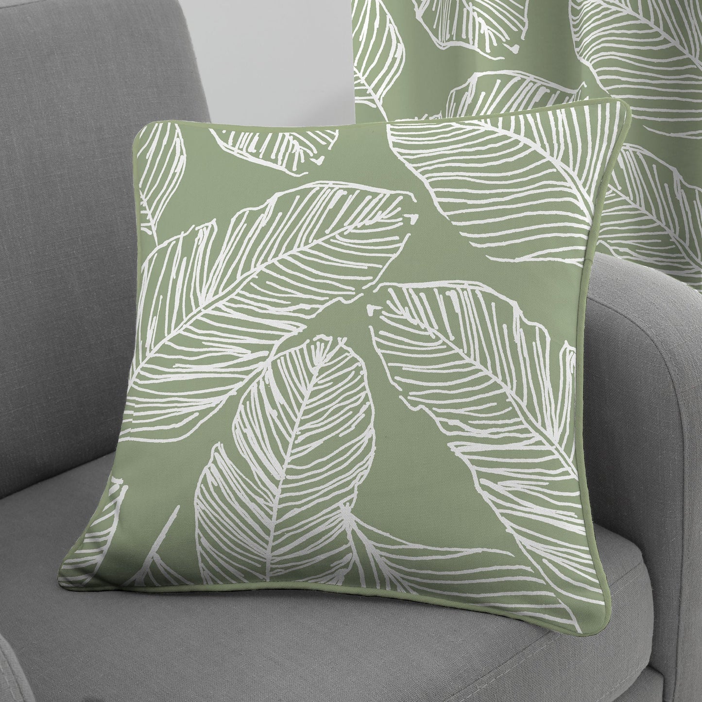 Matteo Cushion in Green