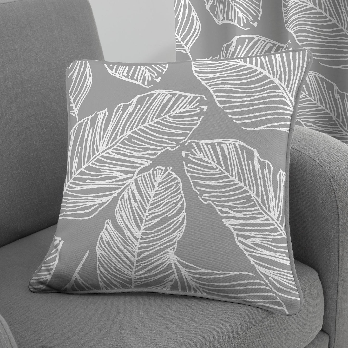 Matteo Cushion in Grey