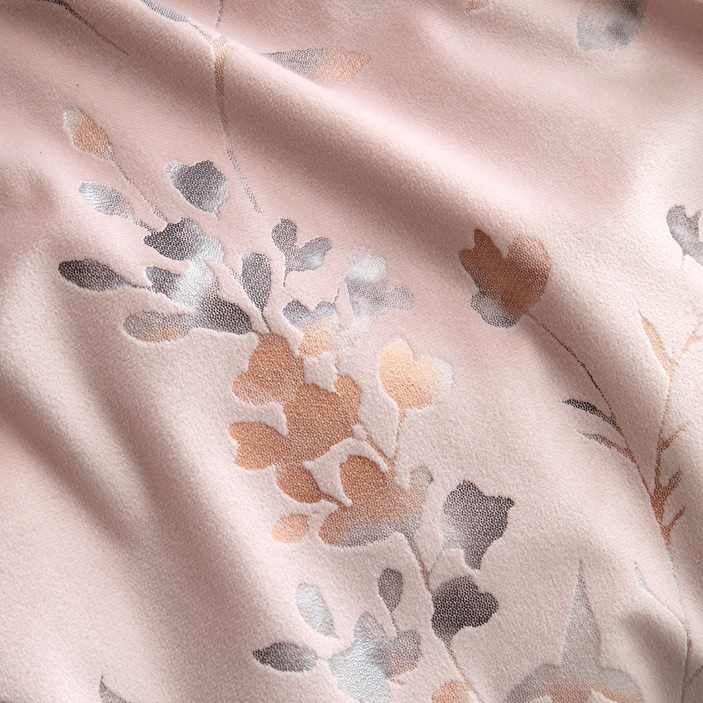 Metallic Leaf Duvet Cover Set in Pink
