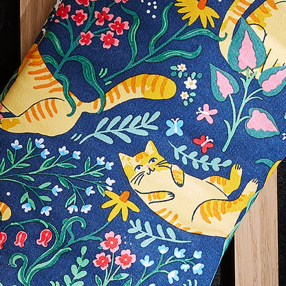 Marmalade Meadow Gauntlet Oven Glove