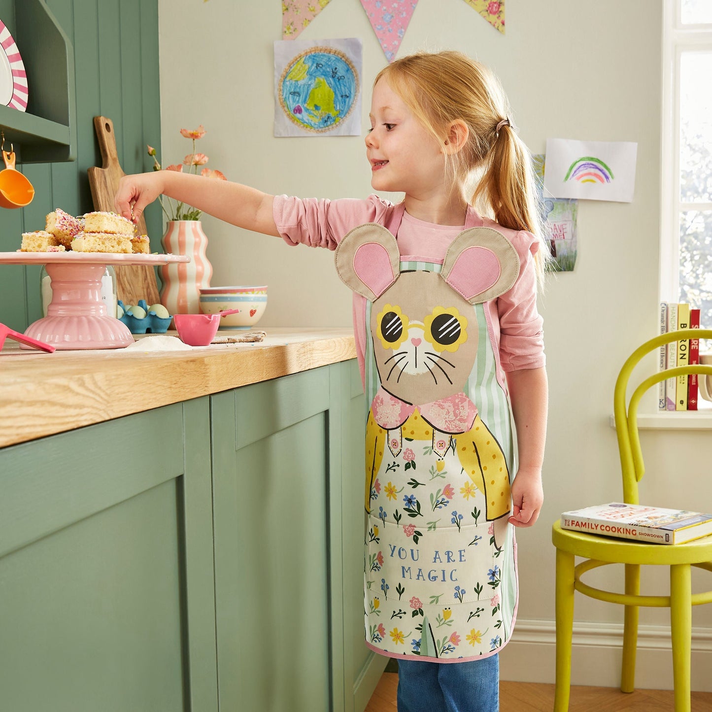 Maisy Mouse Kids Shaped PVC Apron